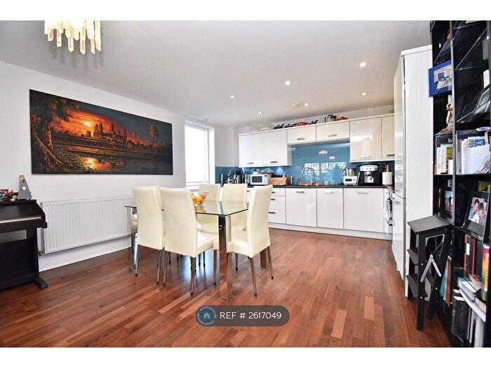 2 Bedroom Flat To Rent In Chamberlayne Road, London, NW10