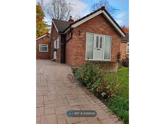 3 Bedroom Bungalow To Rent In Lower Luton Road, Harpenden, AL5