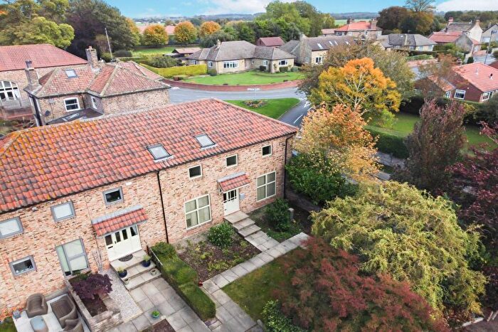 4 Bedroom Semi-Detached House For Sale In South Barn, Goldsborough, Knaresborough, HG5