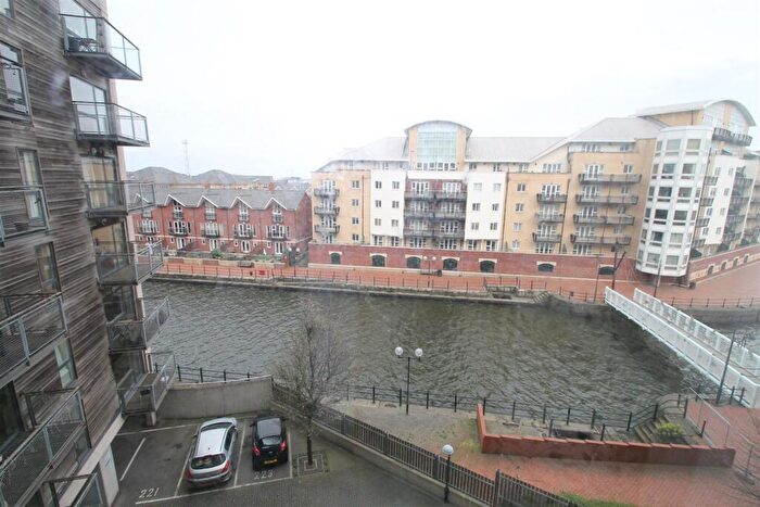 2 Bedroom Apartment To Rent In Falcon Drive, Cardiff, CF10