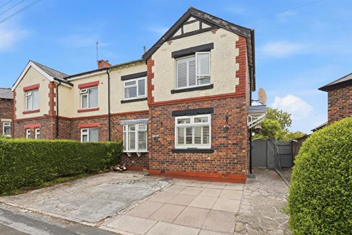3 Bedroom Semi-Detached House For Sale In Mayfield Avenue, Macclesfield, SK11