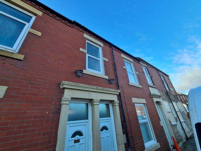 2 Bedroom Flat To Rent In Lower Rudyerd Street, North Shields, NE29