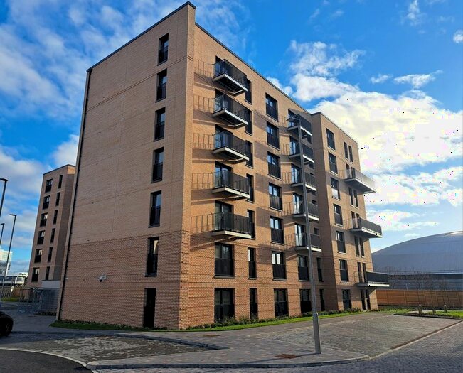 2 Bedroom Flat To Rent In Minerva Square, Glasgow, G3