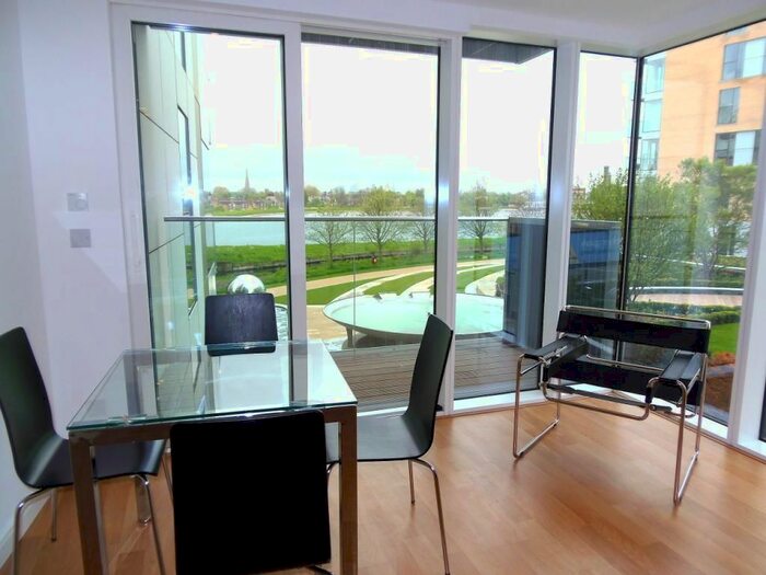 2 Bedroom Flat To Rent In Goodchild Road, London, N4