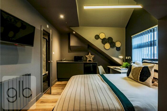 1 Bedroom Property To Rent In Pershore Road, Selly Park, Birmingham, B29