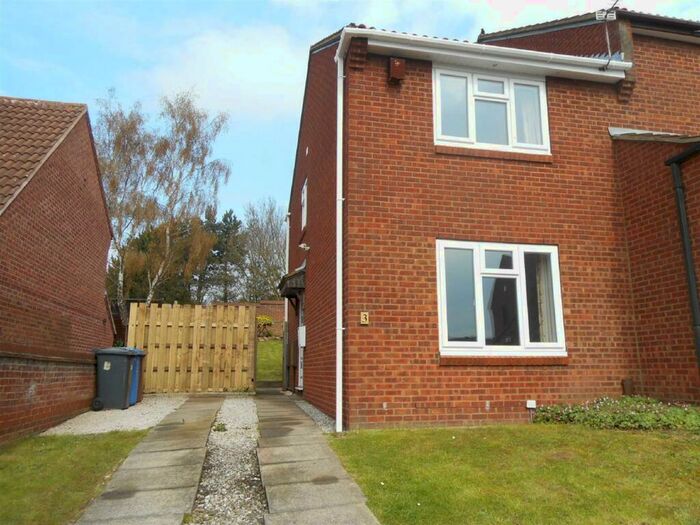 2 Bedroom Semi-Detached House To Rent In Meerbrook Close Oakwood Derby, DE21