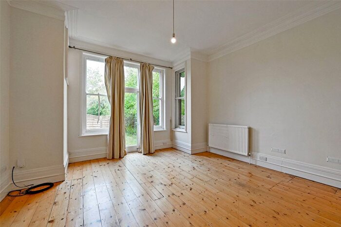 3 Bedroom Flat To Rent In St. Margarets Road, Oxford, Oxfordshire, OX2
