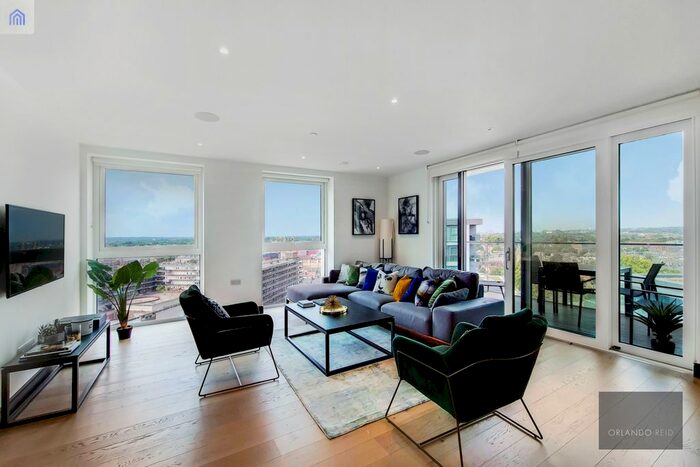 3 Bedroom Flat To Rent In Beadon Road, London, W6