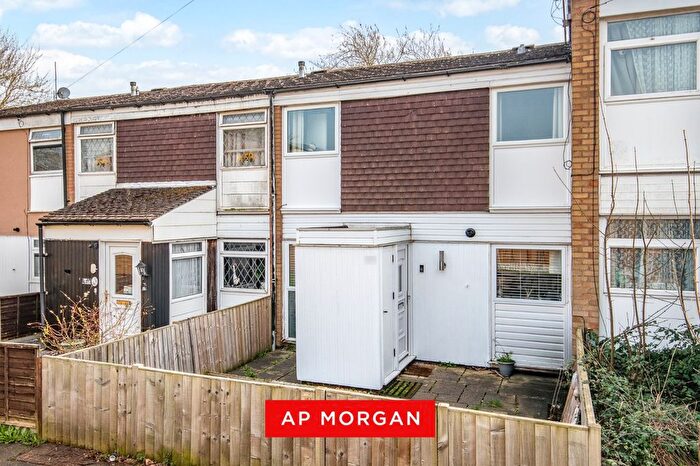 3 Bedroom Terraced House For Sale In Thatchers Court, Droitwich, Worcestershire, WR9