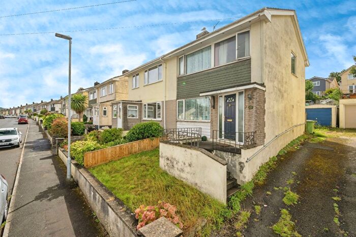 3 Bedroom Semi-Detached House For Sale In Dudley Road, Plymouth, PL7