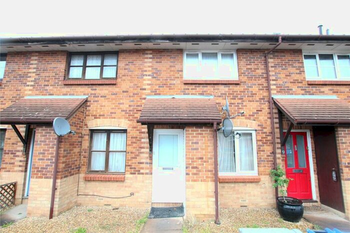 2 Bedroom Terraced House To Rent In Langton Road, London, NW2