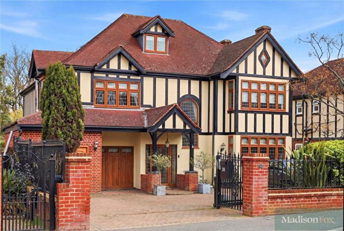6 Bedroom Detached House For Sale In Tomswood Road, Chigwell, IG7