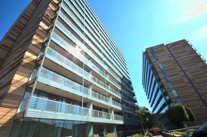 2 Bedroom Apartment To Rent In St Georges Island, Kelsoe Place, Manchester, M15