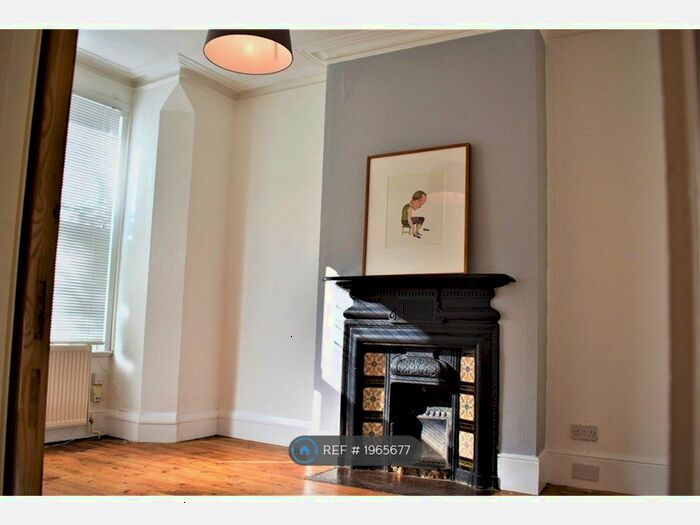 2 Bedroom Flat To Rent In Vartry Road, London, N15