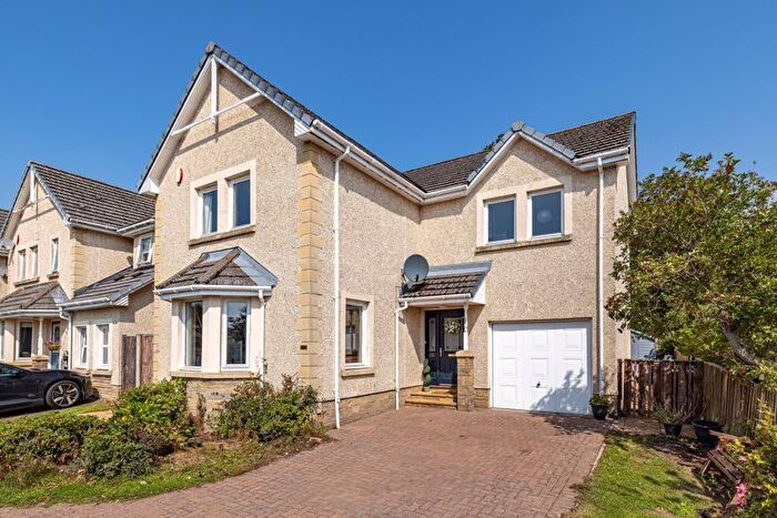 4 Bedroom Detached House For Sale In Lauderdale Drive, Lauder, TD2