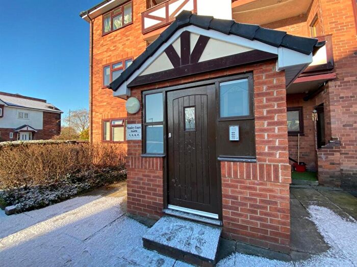 1 Bedroom Flat To Rent In Stanley Road, Old Trafford, Manchester, M16