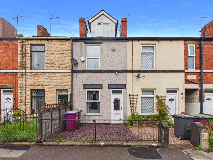3 Bedroom Terraced House For Sale In Scarsdale Road, Dronfield, Derbyshire, S18