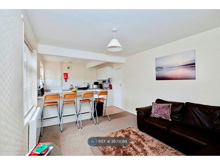 4 Bedroom Terraced House To Rent In Hay Road, Chichester, PO19