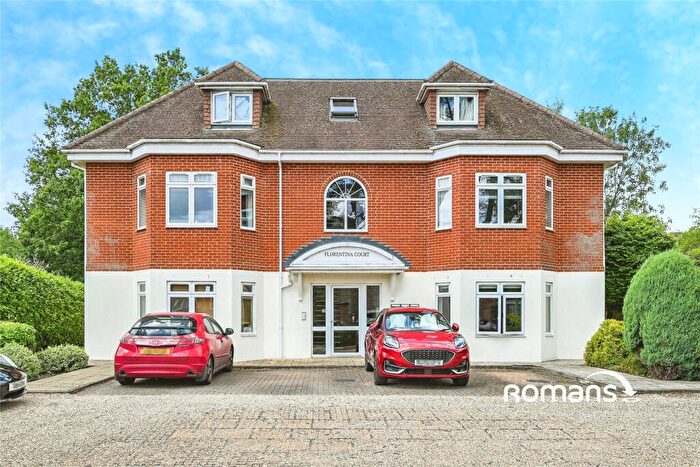 2 Bedroom Flat To Rent In Terrace Road South, Binfield, Bracknell, RG42