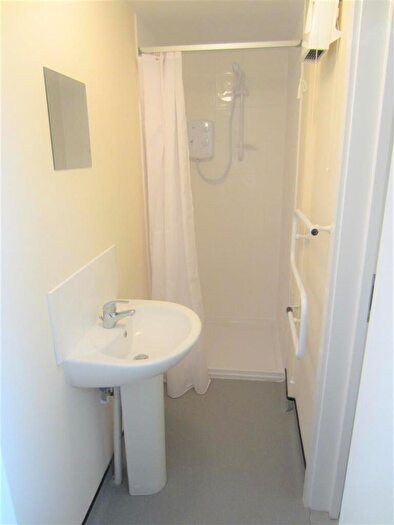 1 Bedroom Private Hall To Rent In The Hub / Hampshire Terrace Portsmouth Hants, PO1