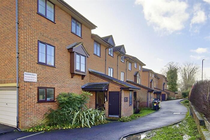 2 Bedroom Flat For Sale In Alexandra Road, Wimbledon, SW19