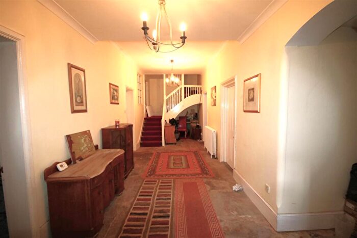 1 Bedroom Detached House To Rent In Room- New Dover Road, Canterbury, CT1