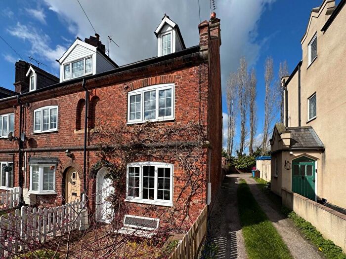 3 Bedroom End Of Terrace House For Sale In Shireoaks Row, Shireoaks, S81