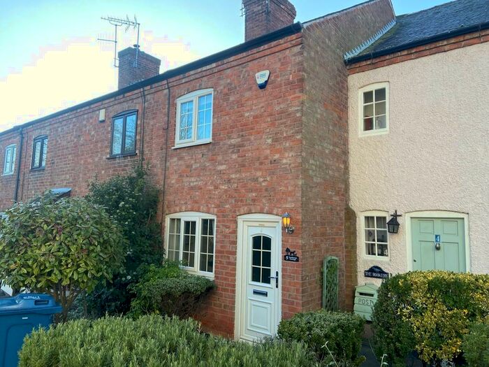 2 Bedroom Cottage To Rent In Easthorpe Cottages, Ruddington, NG11