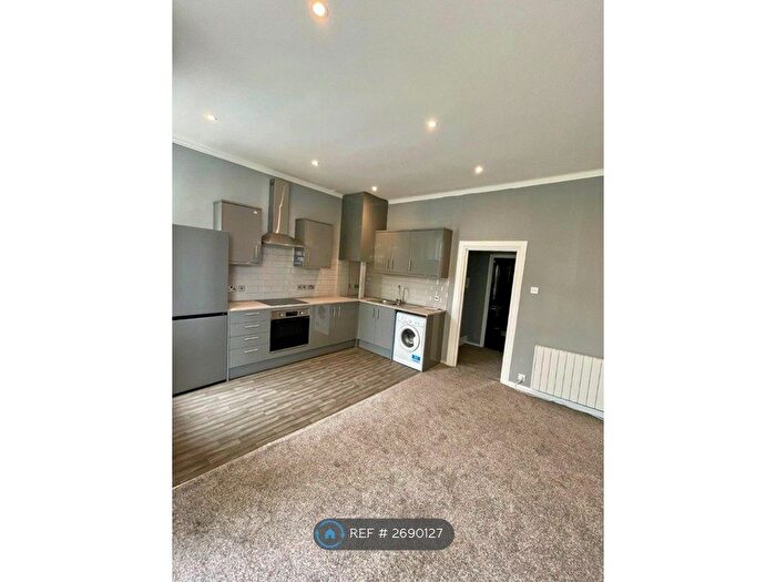 1 Bedroom Flat To Rent In Gordon Road, Cliftonville, Margate, CT9