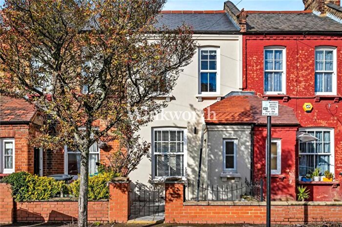 2 Bedroom Terraced House For Sale In Farrant Avenue, London, N22