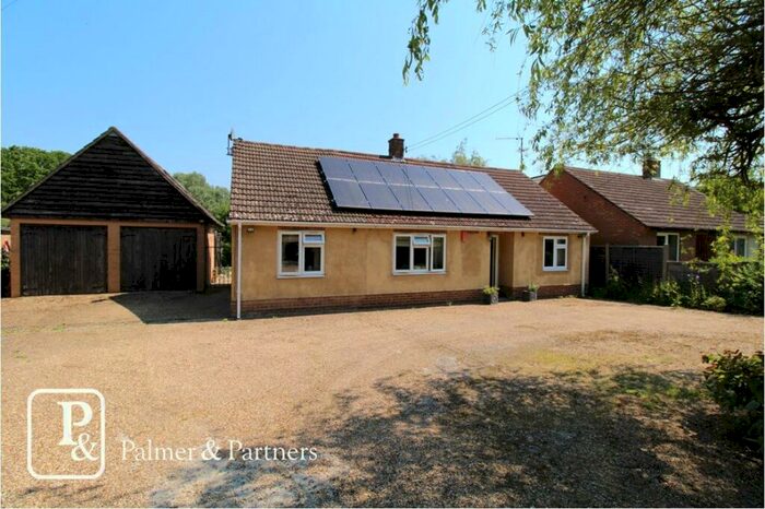 4 Bedroom Detached House For Sale In Abberton Road, Layer-De-La-Haye, Colchester, Essex, CO2