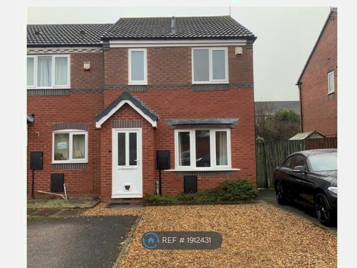 3 Bedroom Semi-Detached House To Rent In Edwards Drive, Stafford, ST16