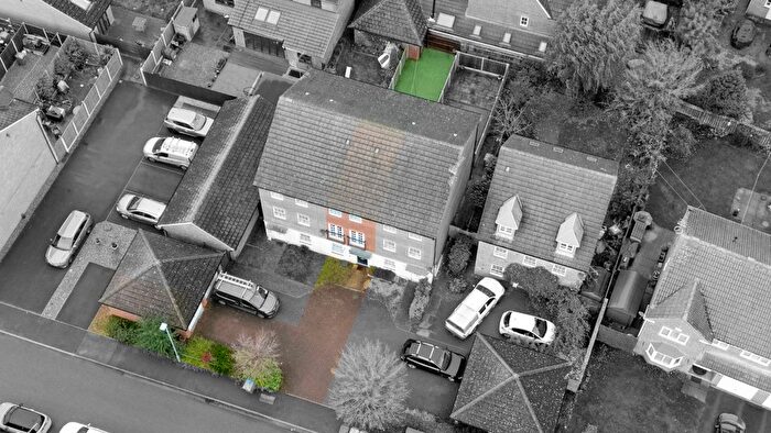 3 Bedroom Town House For Sale In Monks Way, Shireoaks, Worksop, S81