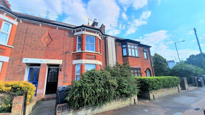 2 Bedroom Flat To Rent In Union Street, Dunstable, LU6