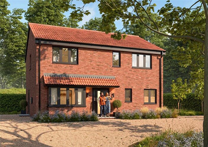 4 Bedroom Detached House For Sale In Reading Road, Chineham, Basingstoke, Hampshire, RG24