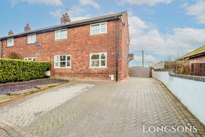 3 Bedroom Semi-Detached House For Sale In St Andrews Lane, Necton, PE37