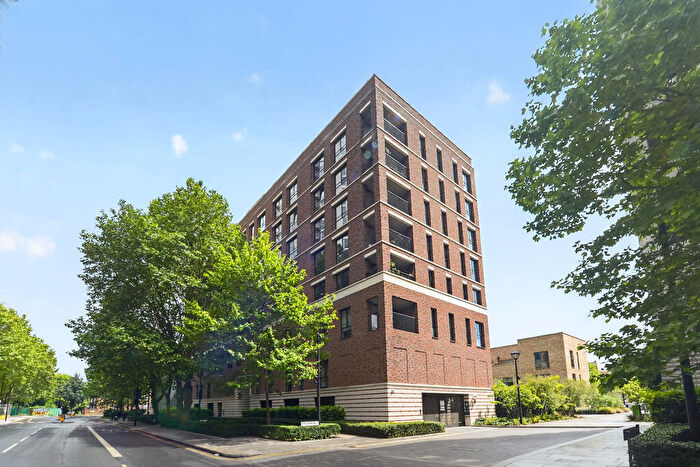 1 Bedroom Apartment For Sale In Heygate Street, Elephant And Castle, SE17