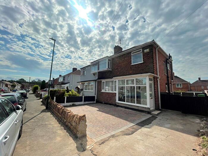 3 Bedroom Semi-Detached House To Rent In Northdown Road, Nottingham, NG8