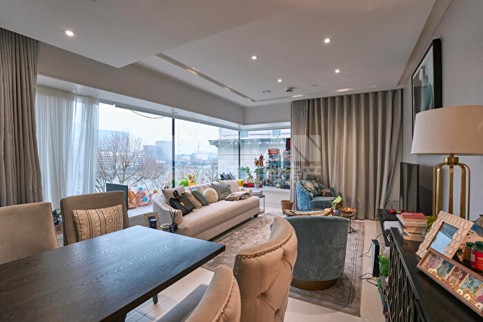 2 Bedroom Apartment To Rent In Sugar Quay, Water Lane, London, EC3R