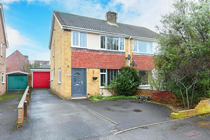 3 Bedroom Semi Detached House For Sale In St. Marys Close, Hilperton Marsh - Vendor Suited, BA14