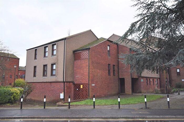 2 Bedroom Flat To Rent In Serge Court, Exeter, EX2