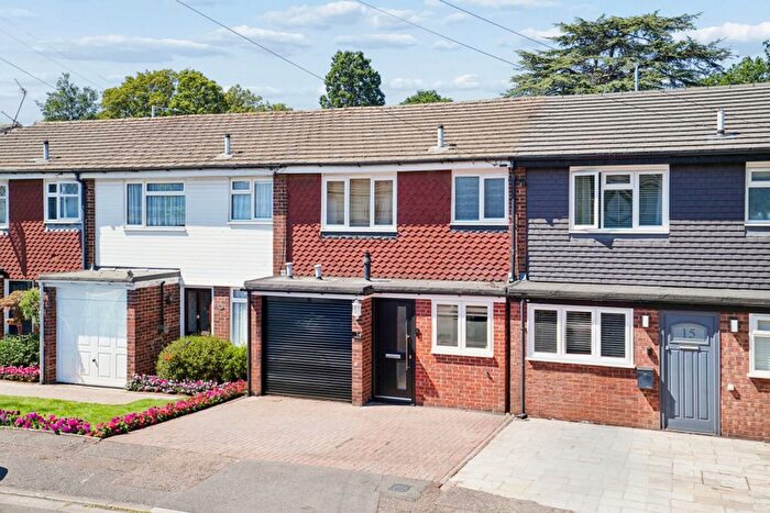 2 Bedroom Terraced House For Sale In Aintree Close, Uxbridge, UB8