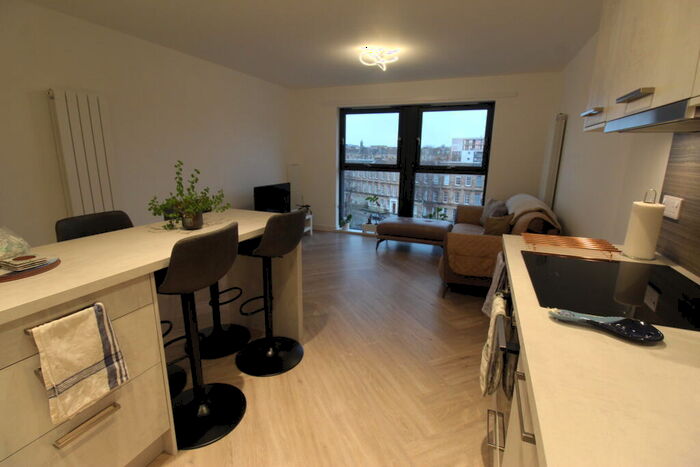2 Bedroom Apartment To Rent In / Minerva Way, Glasgow City, G3