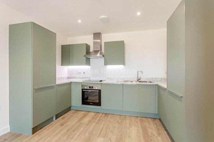 2 Bedroom Flat To Rent In Lambourne Road, PE19