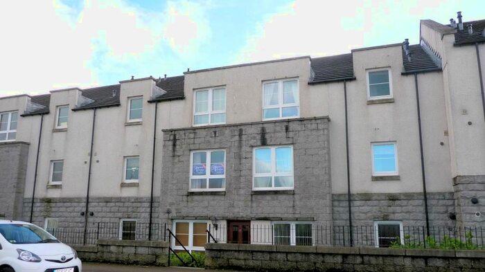 2 Bedroom Flat To Rent In D Eday Road, Aberdeen, AB15