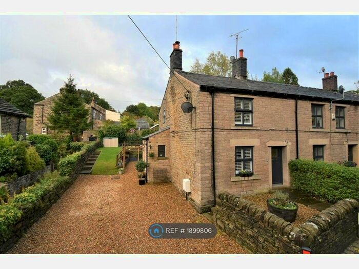 2 Bedroom End Of Terrace House To Rent In Marple Road, Glossop, SK13