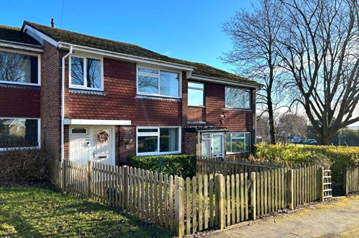 3 Bedroom Terraced House To Rent In Blackheath Road, Farnham, Surrey, GU9