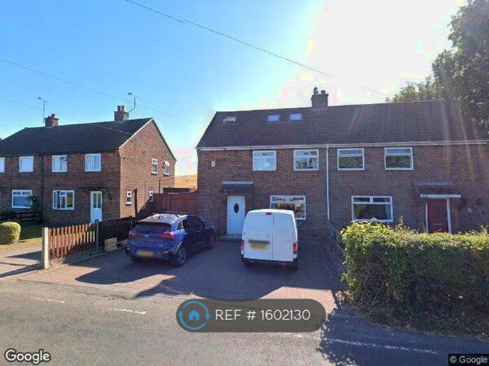 4 Bedroom Semi-Detached House To Rent In Mount Road, Bretby, DE15