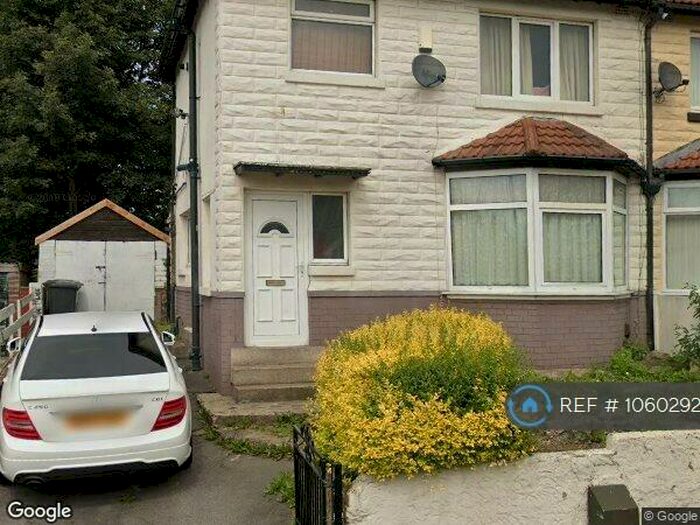 3 Bedroom Semi-Detached House To Rent In Easterly Avenue, Leeds, LS8