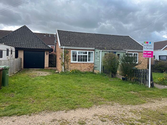 2 Bedroom Detached Bungalow For Sale In Eden Lane, Attleborough, NR17